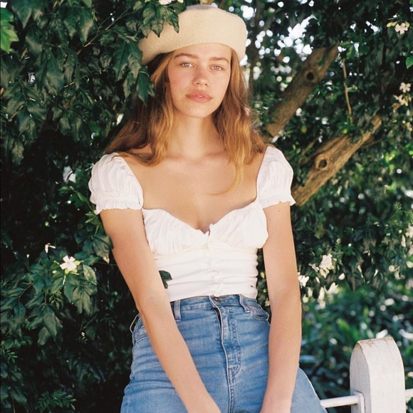 With Jéan Crop Top - Picture 2 of 8